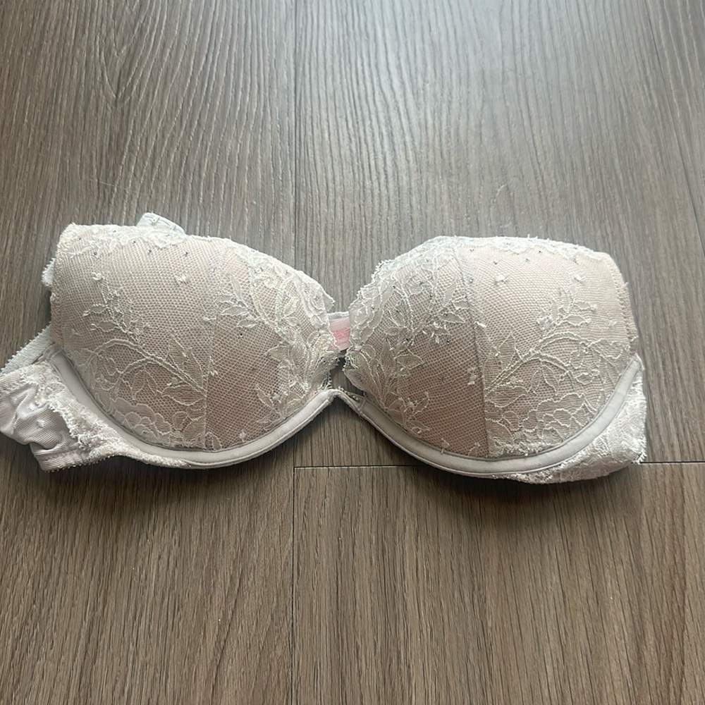 Victoria’s Secret Push Up Bra